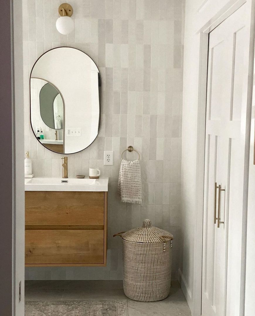 Kingdee 30" Inch Floating Bathroom Vanity in White Oak | Moreno Bath Modern Powder Room Vanities