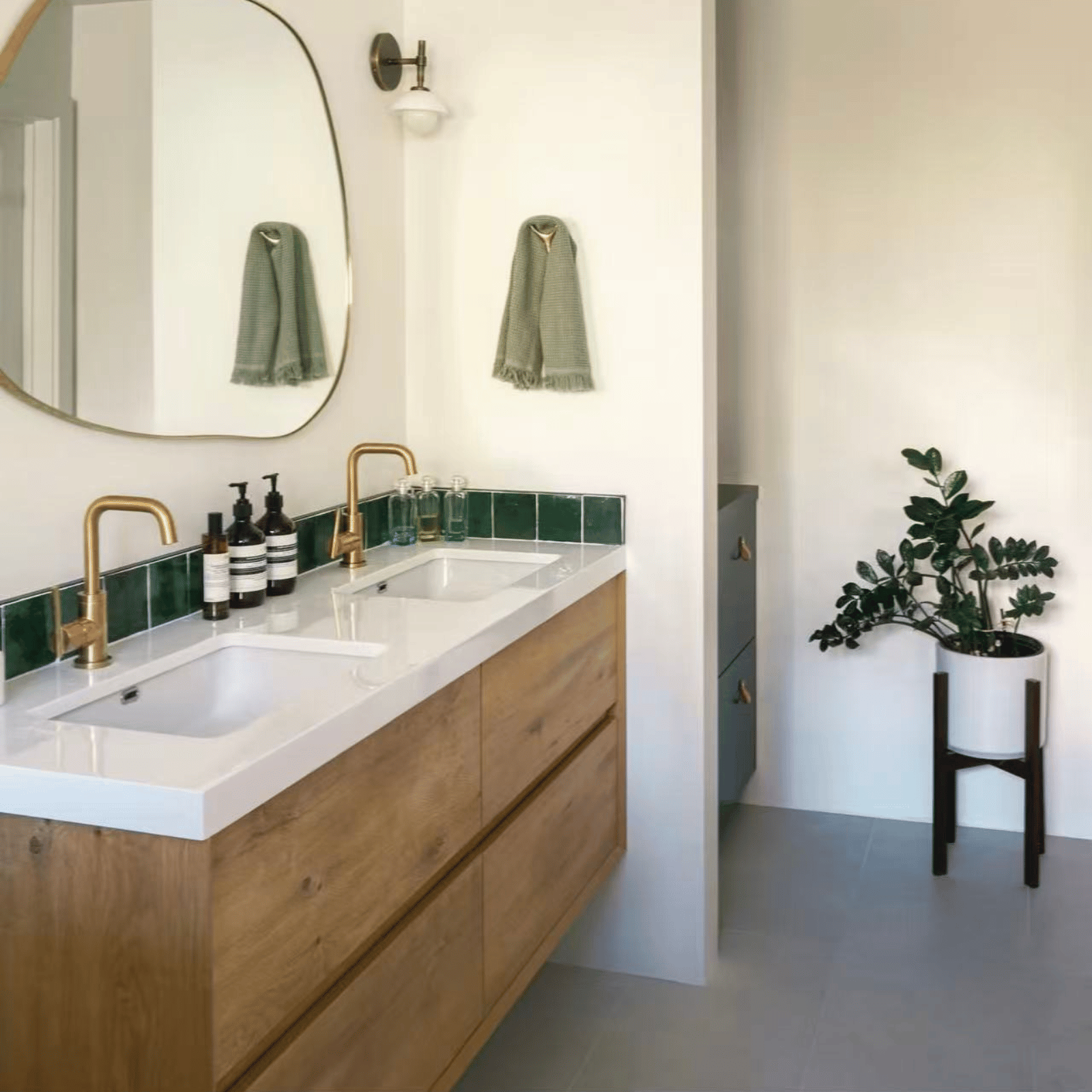 Kingdee 60_ Inch Double Sink Floating Bathroom Vanity in White Oak by Moreno Bath Good CP 2025 V1.3 - Black Friday Sale